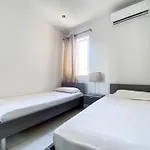 Tonis Apartment