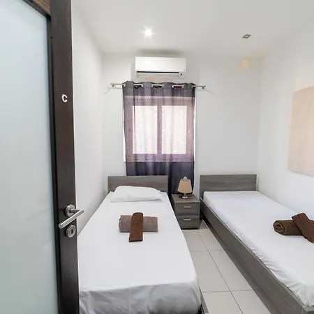 Apartament Tonis
