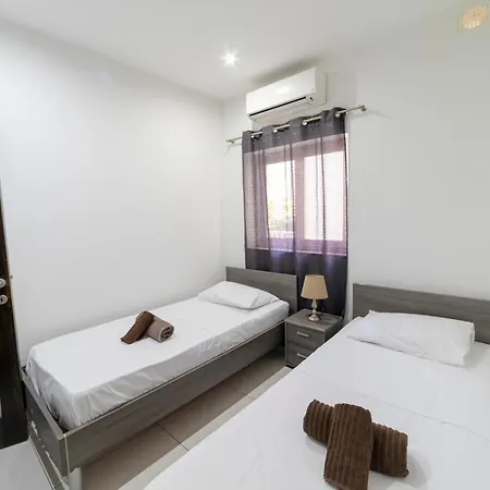 Tonis Apartament