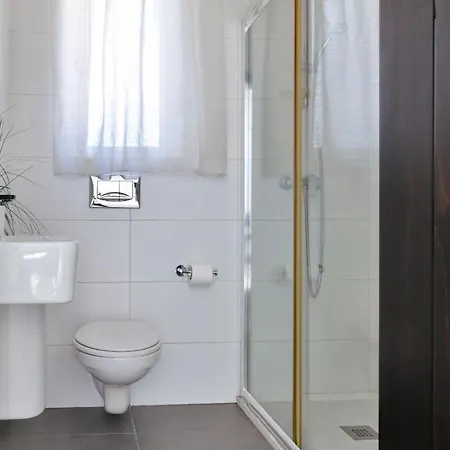 Apartment Tonis San Ġiljan